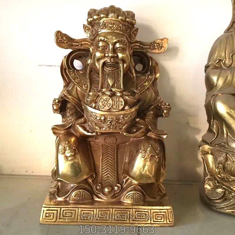 家居供奉銅雕財神爺?shù)袼?>
                                <h2>家居供奉銅雕財神爺?shù)袼?參數(shù)說明</h2>
                                                                        <table>
                                      <tr>
                                        <th>產(chǎn)品標(biāo)題</th>
                                        <td>家居供奉銅雕財神爺?shù)袼?/td>
                                      </tr>
                                      <tr>
                                        <th>發(fā)布時間</th>
                                        <td>2023-06-07 09:06</td>
                                      </tr>
                                      <tr>
                                        <th>價格</th>
                                        <td><span>電話咨詢</td>
                                      </tr>
                                                                              <tr>
                                          <th>制作材質(zhì)</th>
                                          <td>銅雕</td>
                                        </tr>
                                                                          </table>
                                <h2>家居供奉銅雕財神爺?shù)袼?詳細說明</h2>
                                <p>玉海雕塑是一家綜合性的雕塑公司，擁有多款家居供奉銅雕財神爺?shù)袼苣Ｐ?，可加工定制多種家居供奉銅雕財神爺?shù)袼埽С植馁|(zhì)、樣式、風(fēng)格、尺寸大小等方面的調(diào)整修改定制。我們所加工制作的家居供奉銅雕財神爺?shù)袼苜|(zhì)優(yōu)價廉，遍布全國多個省市地區(qū)，想要了解更多案例圖片，請電話或微信咨詢。材質(zhì)、大小、樣式等都可以按需定制，還可根據(jù)您提供給的家居供奉銅雕財神爺?shù)袼軜訄D進行制作！如有相關(guān)需求，歡迎致電（微信同號）：<span>150-3119-9663</span></p>
                                                                <div   class=