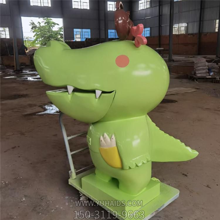 商場(chǎng)游樂(lè)園美陳擺件卡通動(dòng)物公仔鱷魚(yú)雕塑