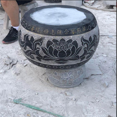 寺廟柱子石墩，柱底柱墩石