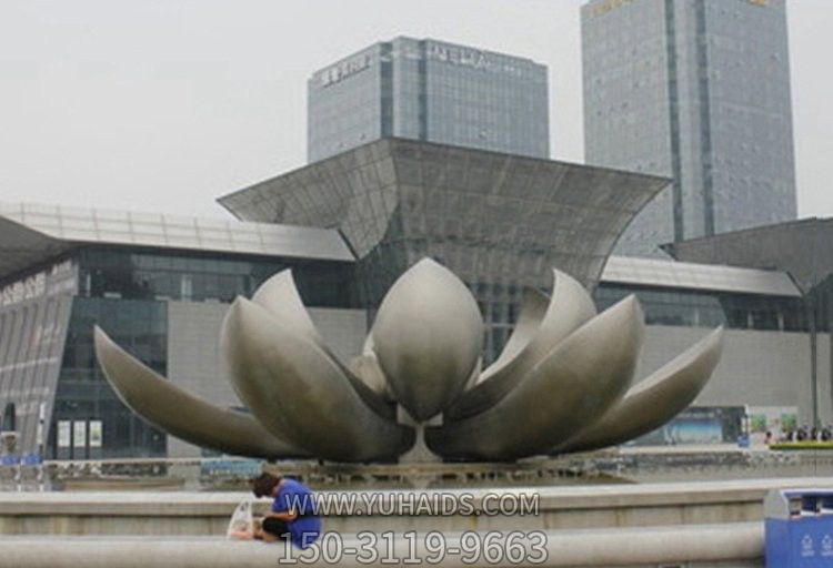 不銹鋼廣場(chǎng)盛開的荷花雕塑
