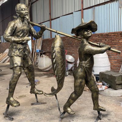 抬鯉魚，玻璃鋼民俗生活場景雕塑