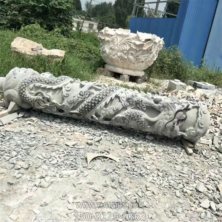 青石龍柱，高浮雕龍紋柱子雕塑