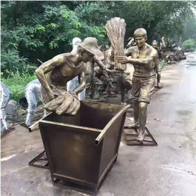 銅雕戶(hù)外豐收的人物景觀
