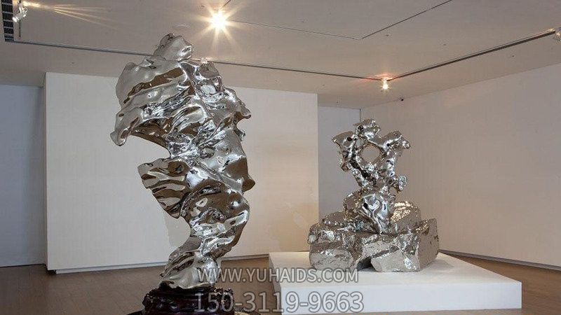 室內創(chuàng)意擺件不銹鋼鏡面抽象太湖石雕塑
