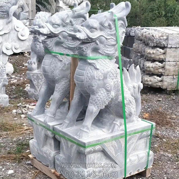 青石麒麟，石雕麒麟圣獸雕塑