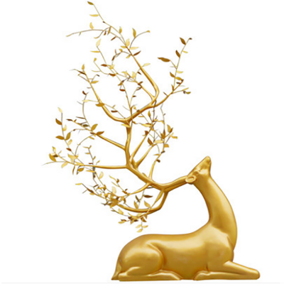 臥姿抬頭梅花鹿，樹葉修飾創(chuàng)意鹿雕塑