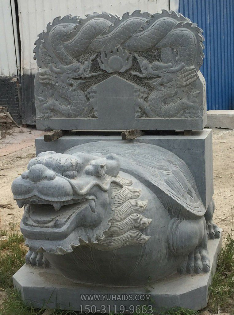公園里擺放的青石石雕創(chuàng)意龍龜?shù)袼?>
                                <h2>公園里擺放的青石石雕創(chuàng)意龍龜?shù)袼?參數(shù)說(shuō)明</h2>
                                                                        <table>
                                      <tr>
                                        <th>產(chǎn)品標(biāo)題</th>
                                        <td>公園里擺放的青石石雕創(chuàng)意龍龜?shù)袼?/td>
                                      </tr>
                                      <tr>
                                        <th>發(fā)布時(shí)間</th>
                                        <td>2023-06-07 17:13</td>
                                      </tr>
                                      <tr>
                                        <th>價(jià)格</th>
                                        <td><span>電話咨詢</td>
                                      </tr>
                                                                              <tr>
                                          <th>雕刻內(nèi)容</th>
                                          <td>龍、龍龜</td>
                                        </tr>
                                                                              <tr>
                                          <th>應(yīng)用場(chǎng)所</th>
                                          <td>公園</td>
                                        </tr>
                                                                              <tr>
                                          <th>制作材質(zhì)</th>
                                          <td>石雕、青石、石雕</td>
                                        </tr>
                                                                          </table>
                                <h2>公園里擺放的青石石雕創(chuàng)意龍龜?shù)袼?詳細(xì)說(shuō)明</h2>
                                <p>玉海雕塑是一家綜合性的雕塑公司，擁有多款公園里擺放的青石石雕創(chuàng)意龍龜?shù)袼苣Ｐ?，可加工定制多種公園里擺放的青石石雕創(chuàng)意龍龜?shù)袼?，支持材質(zhì)、樣式、風(fēng)格、尺寸大小等方面的調(diào)整修改定制。我們所加工制作的公園里擺放的青石石雕創(chuàng)意龍龜?shù)袼苜|(zhì)優(yōu)價(jià)廉，遍布全國(guó)多個(gè)省市地區(qū)，想要了解更多案例圖片，請(qǐng)電話或微信咨詢。材質(zhì)、大小、樣式等都可以按需定制，還可根據(jù)您提供給的公園里擺放的青石石雕創(chuàng)意龍龜?shù)袼軜訄D進(jìn)行制作！如有相關(guān)需求，歡迎致電（微信同號(hào)）：<span>150-3119-9663</span></p>
                                                                <div   class=