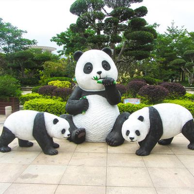 玻璃鋼仿真熊貓，尺寸大小，樣色樣式都可定制