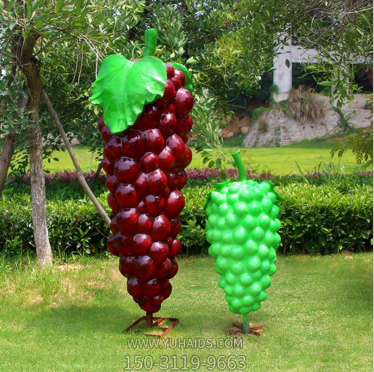 玻璃鋼葡萄，紅葡萄和綠葡萄雕塑