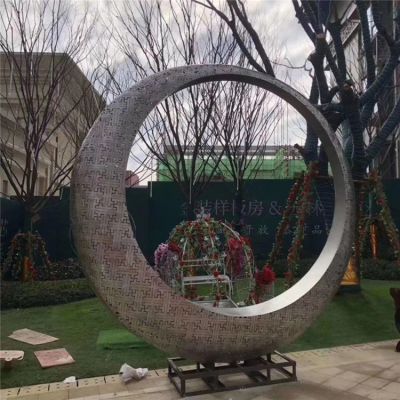 不銹鋼抽象圓環(huán)別墅房產(chǎn)戶(hù)外景觀(guān)雕塑