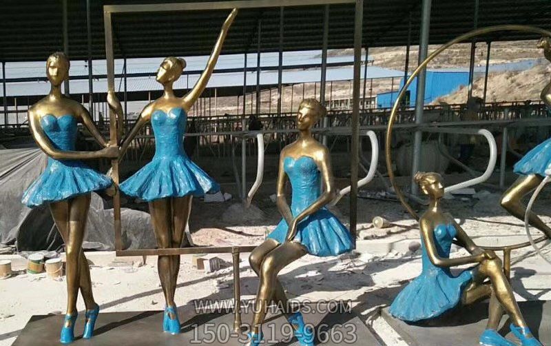 學院玻璃鋼彩繪美女跳芭蕾人物雕塑 學院玻璃鋼彩繪美女跳芭蕾人物雕塑
