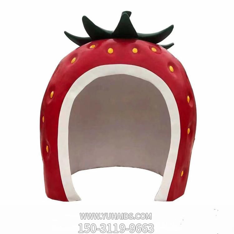 草莓房子，玻璃鋼卡通房屋雕塑