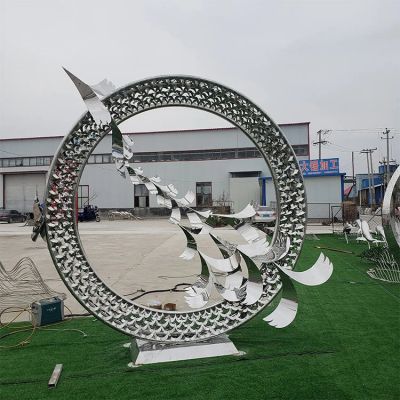 廣場不銹鋼鴿子雕塑是怎么制作出來的？