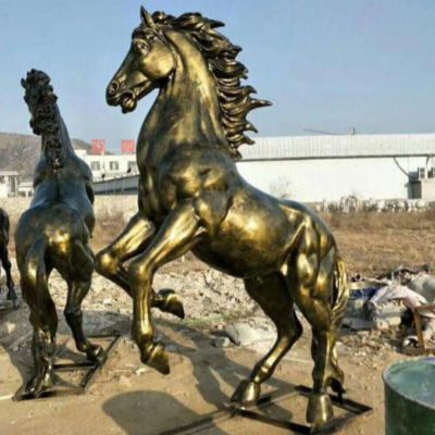 戶(hù)外園林大型動(dòng)物景觀玻璃鋼仿銅馬雕塑
