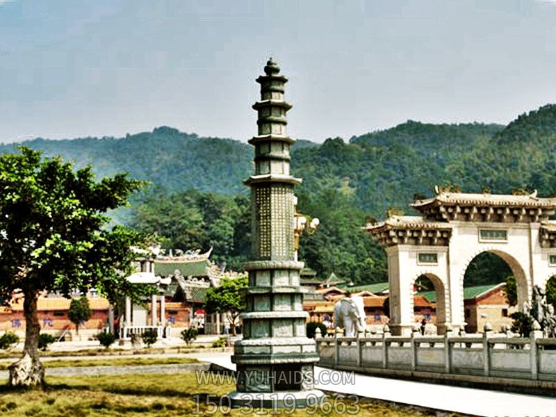 旅游景區(qū)擺放浮雕青石經幢雕塑