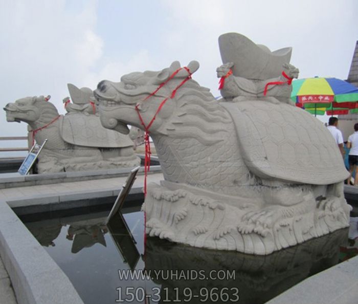 景區(qū)擺放的身上背著元寶的砂石石雕創(chuàng)意龍龜?shù)袼?>
                                <h2>景區(qū)擺放的身上背著元寶的砂石石雕創(chuàng)意龍龜?shù)袼?參數(shù)說(shuō)明</h2>
                                                                        <table>
                                      <tr>
                                        <th>產(chǎn)品標(biāo)題</th>
                                        <td>景區(qū)擺放的身上背著元寶的砂石石雕創(chuàng)意龍龜?shù)袼?/td>
                                      </tr>
                                      <tr>
                                        <th>發(fā)布時(shí)間</th>
                                        <td>2023-06-08 13:57</td>
                                      </tr>
                                      <tr>
                                        <th>價(jià)格</th>
                                        <td><span>電話咨詢</td>
                                      </tr>
                                                                              <tr>
                                          <th>雕刻內(nèi)容</th>
                                          <td>龍、龍龜</td>
                                        </tr>
                                                                              <tr>
                                          <th>制作材質(zhì)</th>
                                          <td>石雕</td>
                                        </tr>
                                                                          </table>
                                <h2>景區(qū)擺放的身上背著元寶的砂石石雕創(chuàng)意龍龜?shù)袼?詳細(xì)說(shuō)明</h2>
                                <p>玉海雕塑是一家綜合性的雕塑公司，擁有多款景區(qū)擺放的身上背著元寶的砂石石雕創(chuàng)意龍龜?shù)袼苣Ｐ停杉庸ざㄖ贫喾N景區(qū)擺放的身上背著元寶的砂石石雕創(chuàng)意龍龜?shù)袼埽С植馁|(zhì)、樣式、風(fēng)格、尺寸大小等方面的調(diào)整修改定制。我們所加工制作的景區(qū)擺放的身上背著元寶的砂石石雕創(chuàng)意龍龜?shù)袼苜|(zhì)優(yōu)價(jià)廉，遍布全國(guó)多個(gè)省市地區(qū)，想要了解更多案例圖片，請(qǐng)電話或微信咨詢。材質(zhì)、大小、樣式等都可以按需定制，還可根據(jù)您提供給的景區(qū)擺放的身上背著元寶的砂石石雕創(chuàng)意龍龜?shù)袼軜訄D進(jìn)行制作！如有相關(guān)需求，歡迎致電（微信同號(hào)）：<span>150-3119-9663</span></p>
                                                                <div   class=