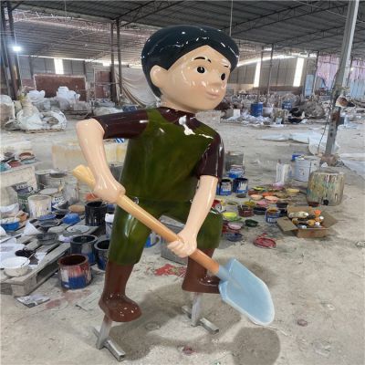 玻璃鋼卡通干活人物雕塑，手持鐵鍬干活的工人